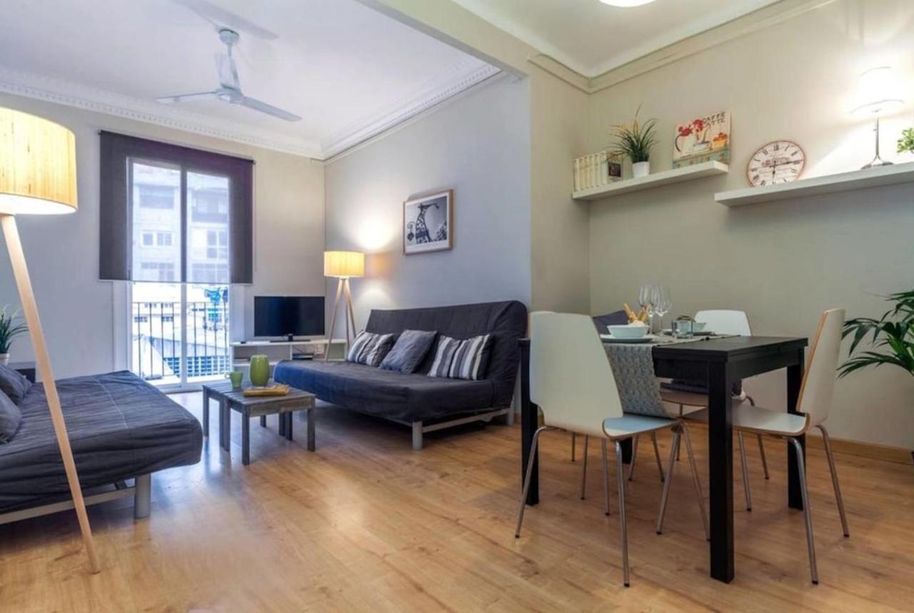 Priority Fira Apartments Barcelona Eksteriør billede